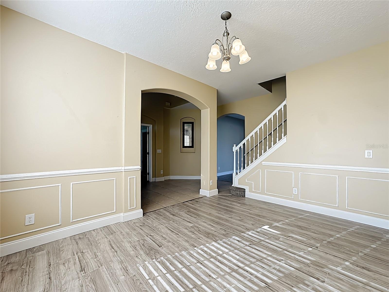 Image 6 of 88 For 9551 Bennington Chase Drive