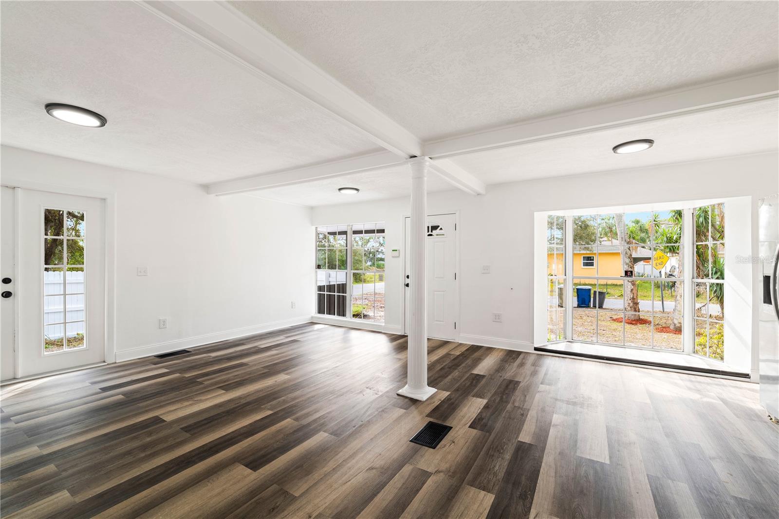 Image 17 of 41 For 1397 43rd Street