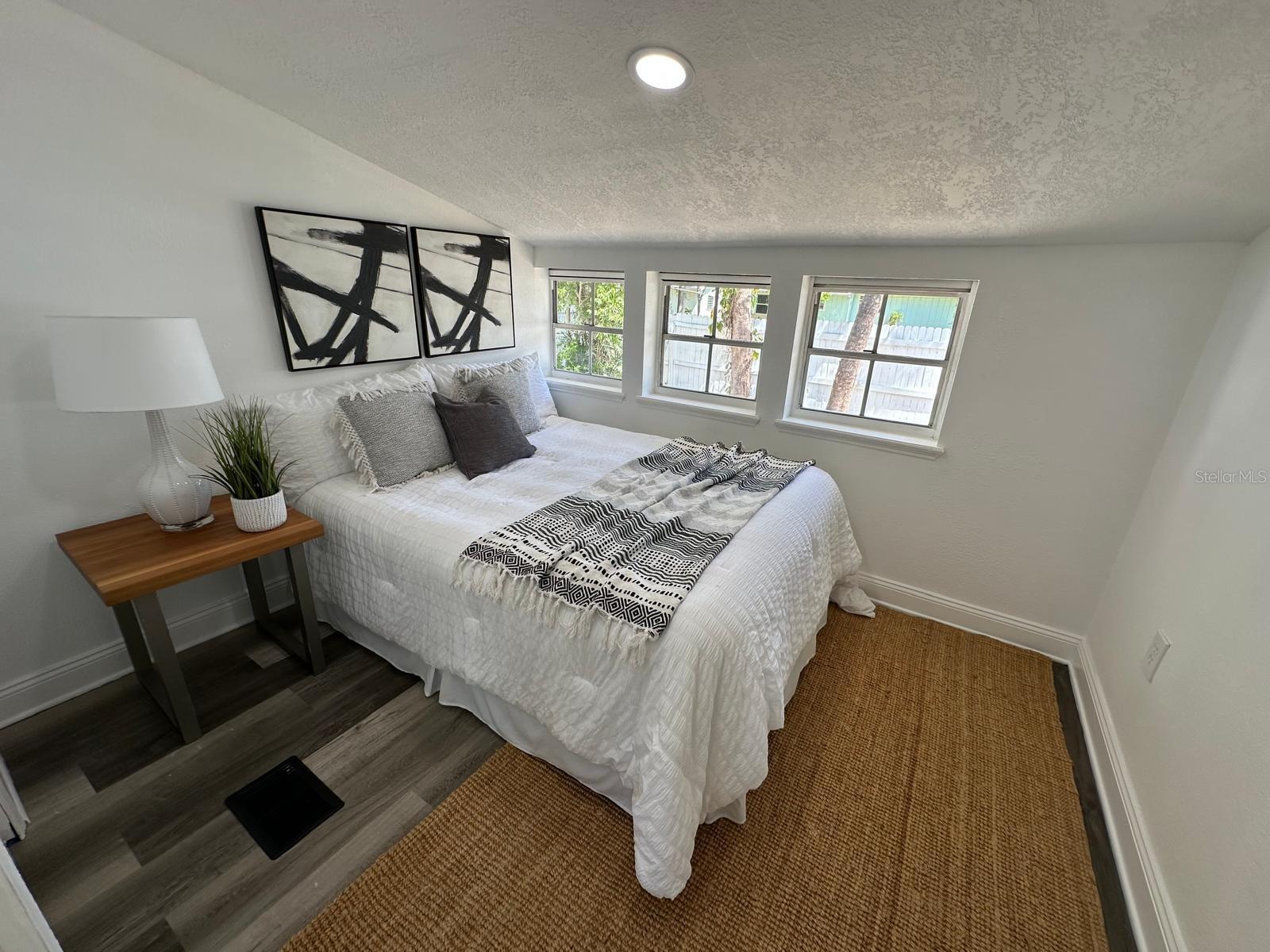 Image 32 of 41 For 1397 43rd Street