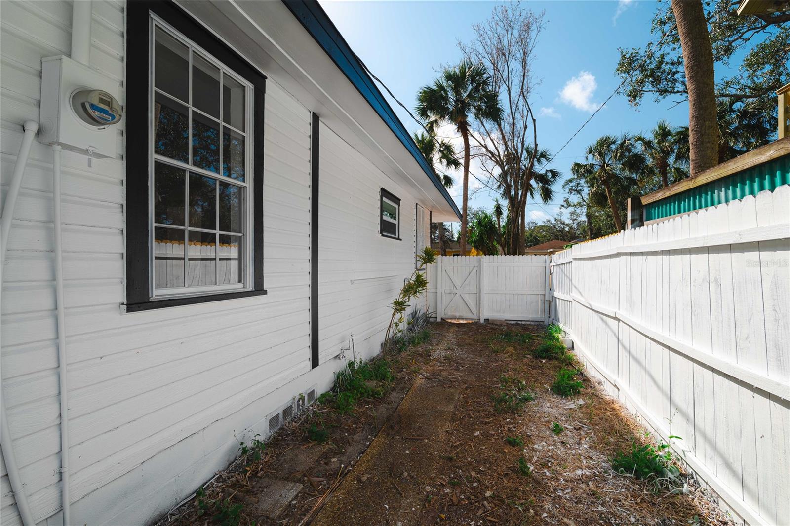 Image 36 of 41 For 1397 43rd Street