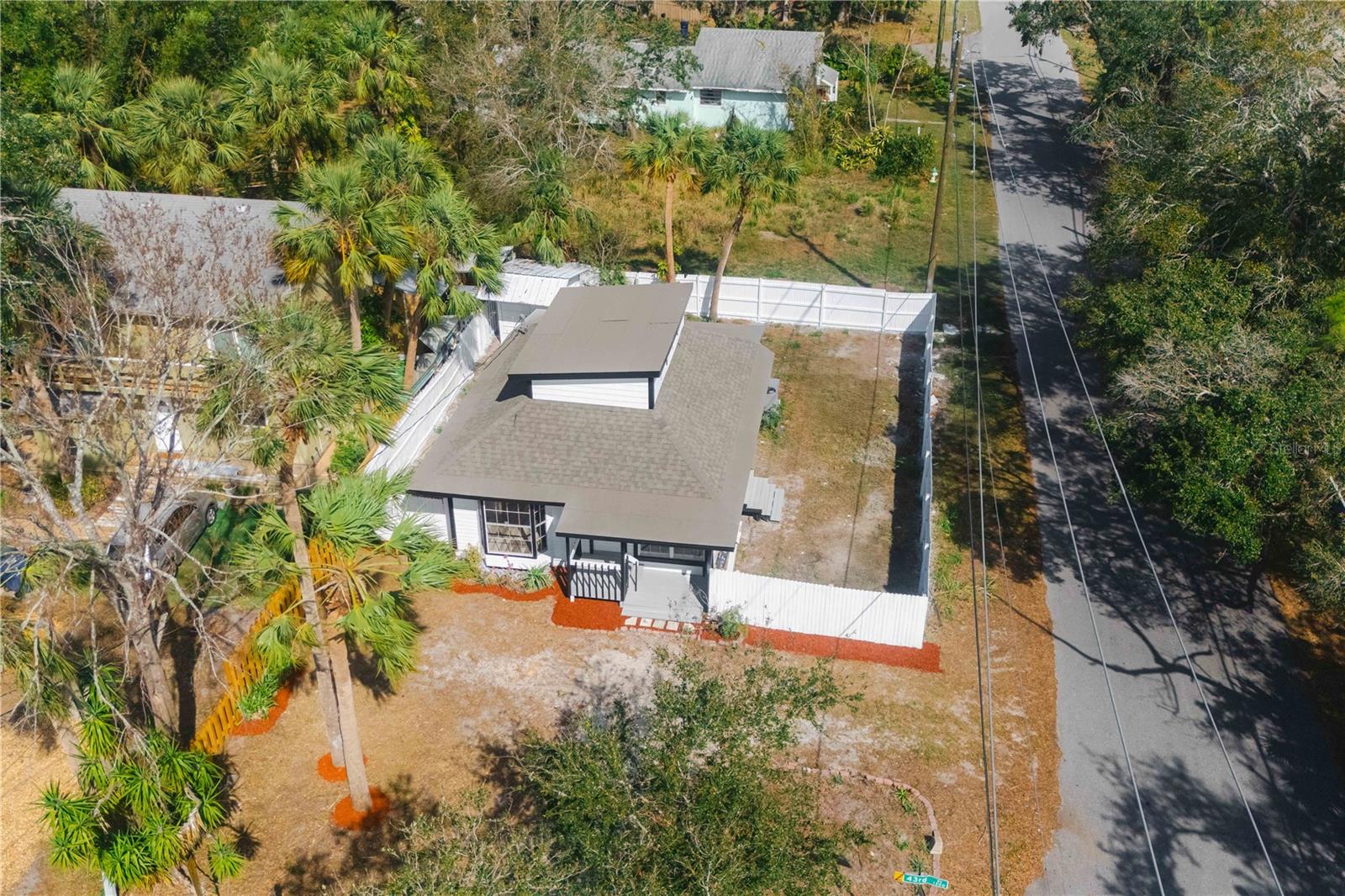 Image 6 of 41 For 1397 43rd Street
