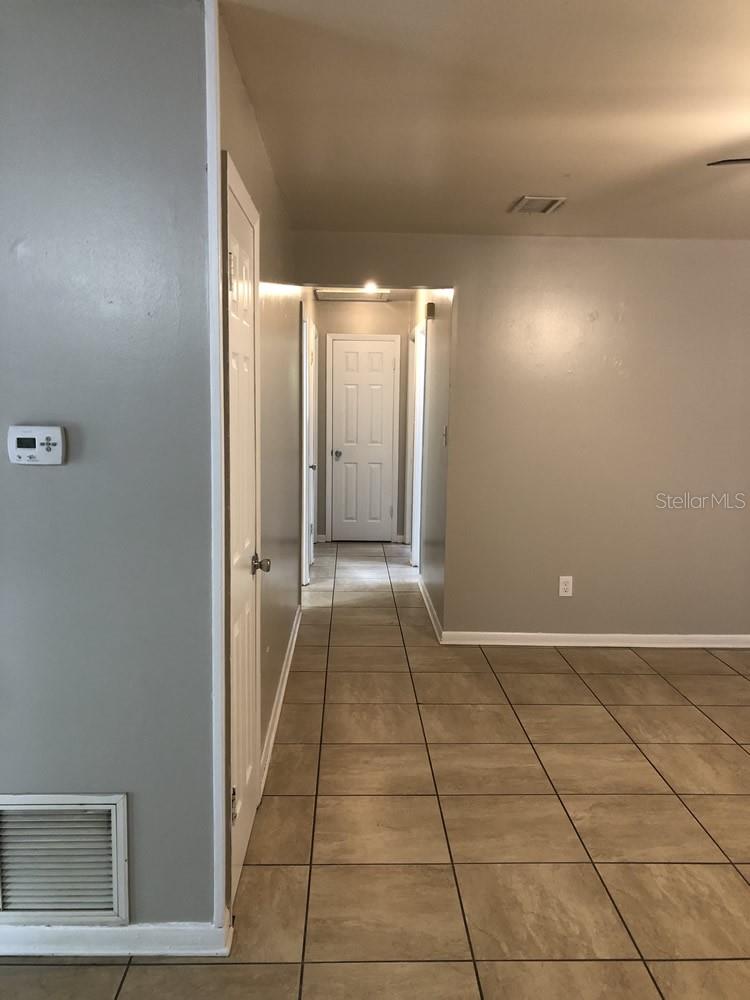 Image 7 of 12 For 1402 39th Drive