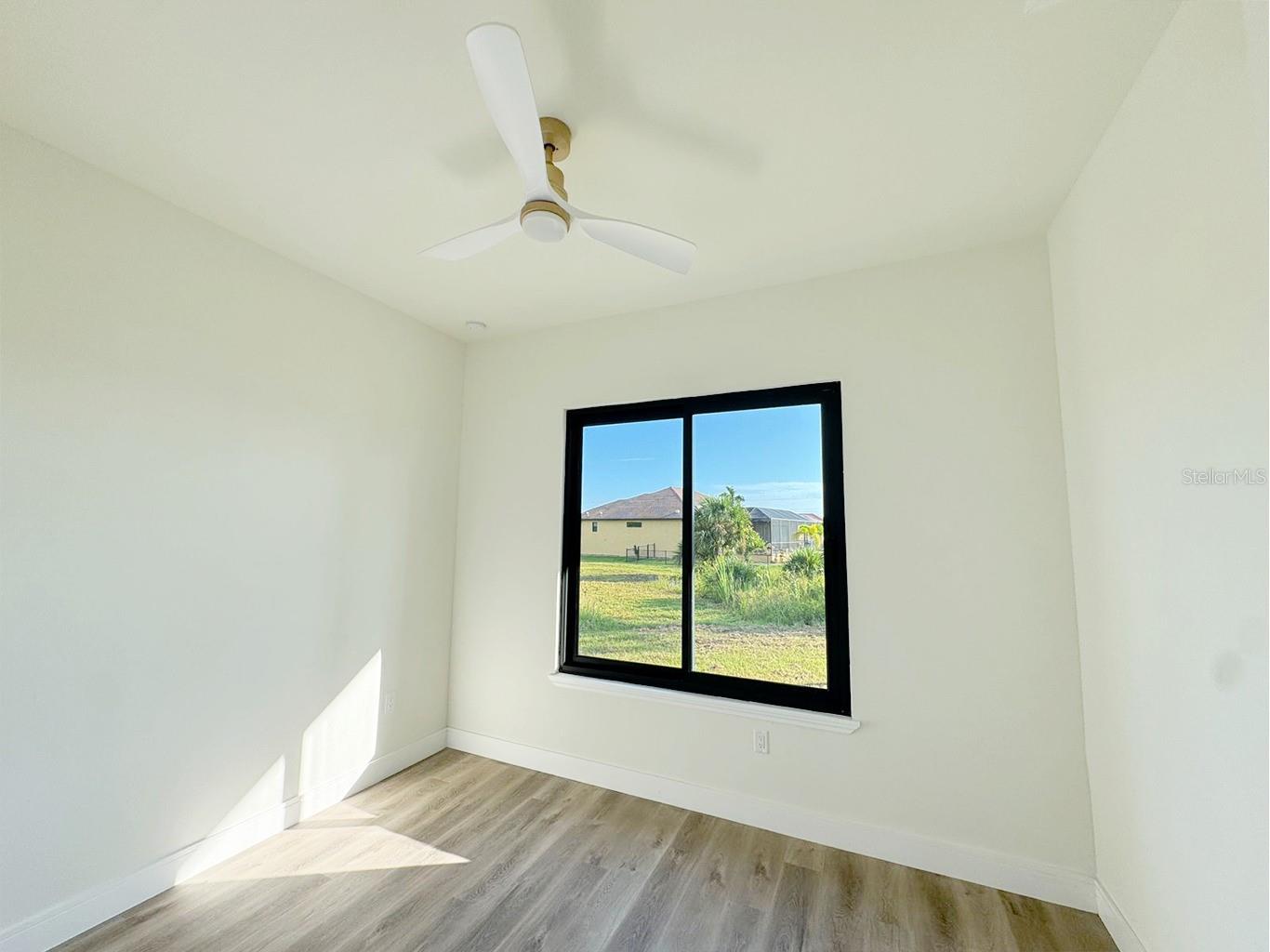 Image 10 of 18 For 14914 San Domingo Boulevard