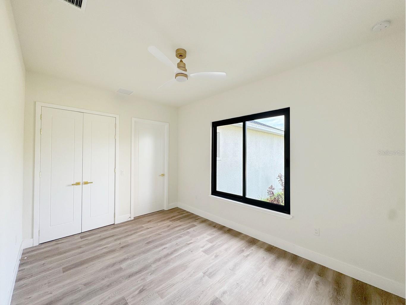 Image 8 of 18 For 14914 San Domingo Boulevard