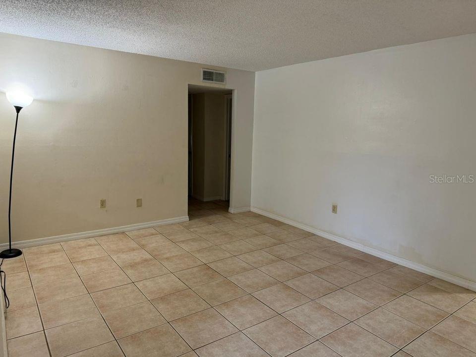 Image 5 of 15 For 700 Airport Boulevard B7
