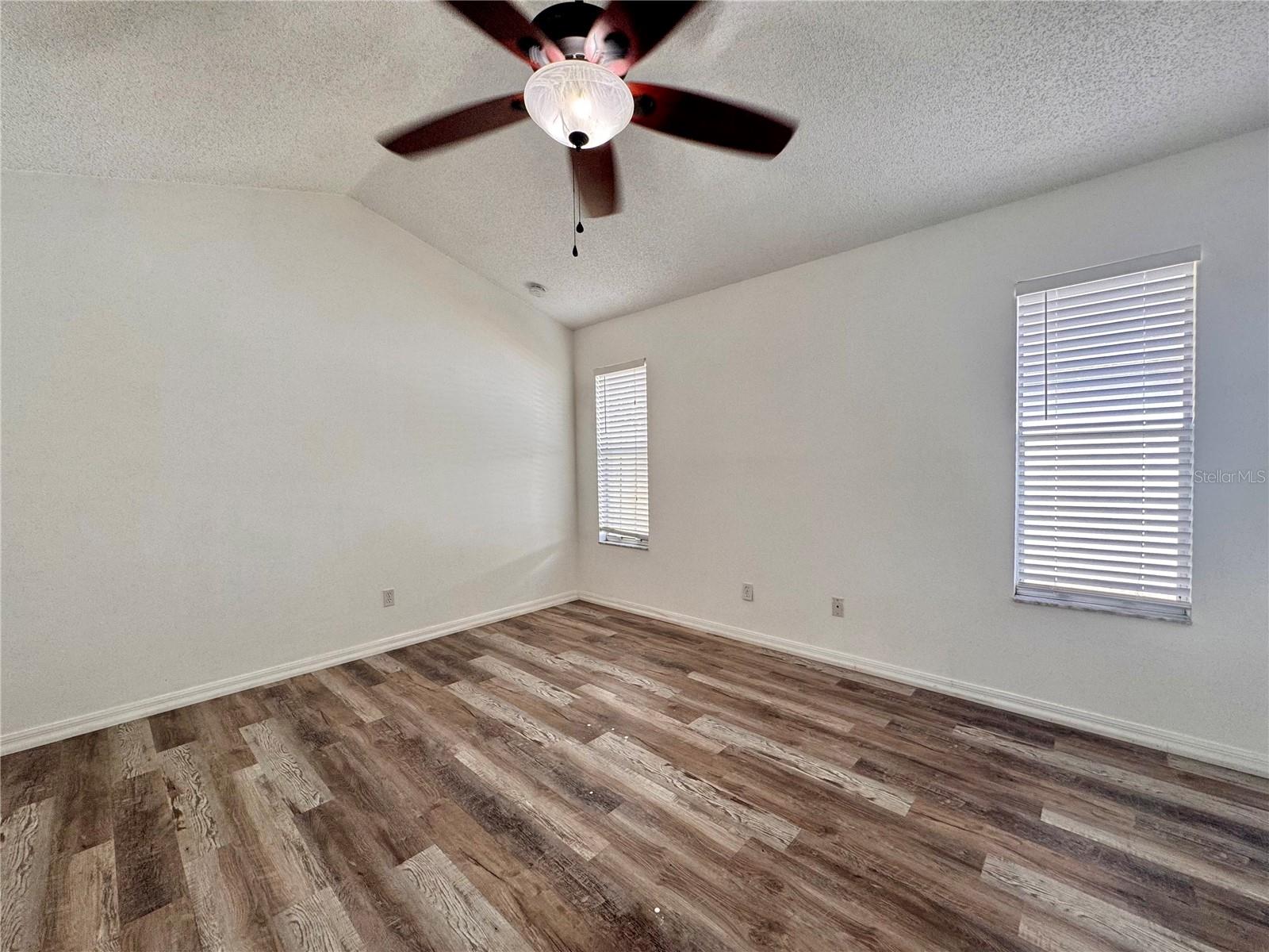 Image 11 of 23 For 1333 Black Willow Trail