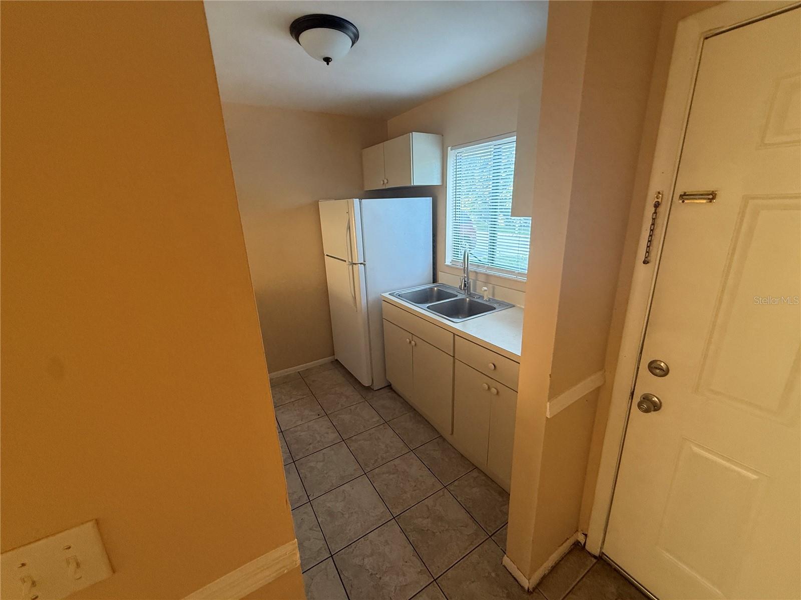 Image 3 of 6 For 5859 Curry Ford Road 130