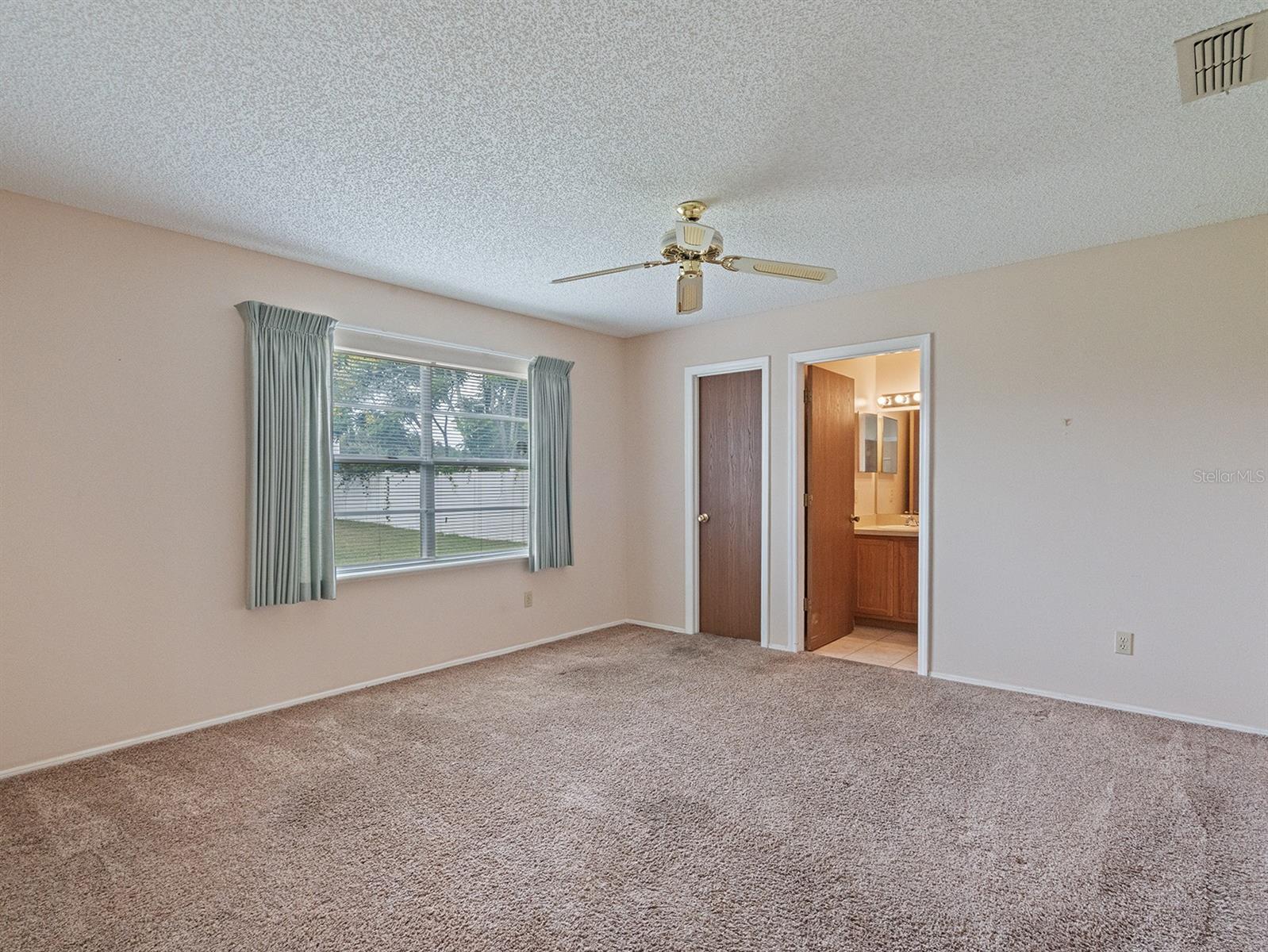 Image 14 of 20 For 2900 Flynn Street