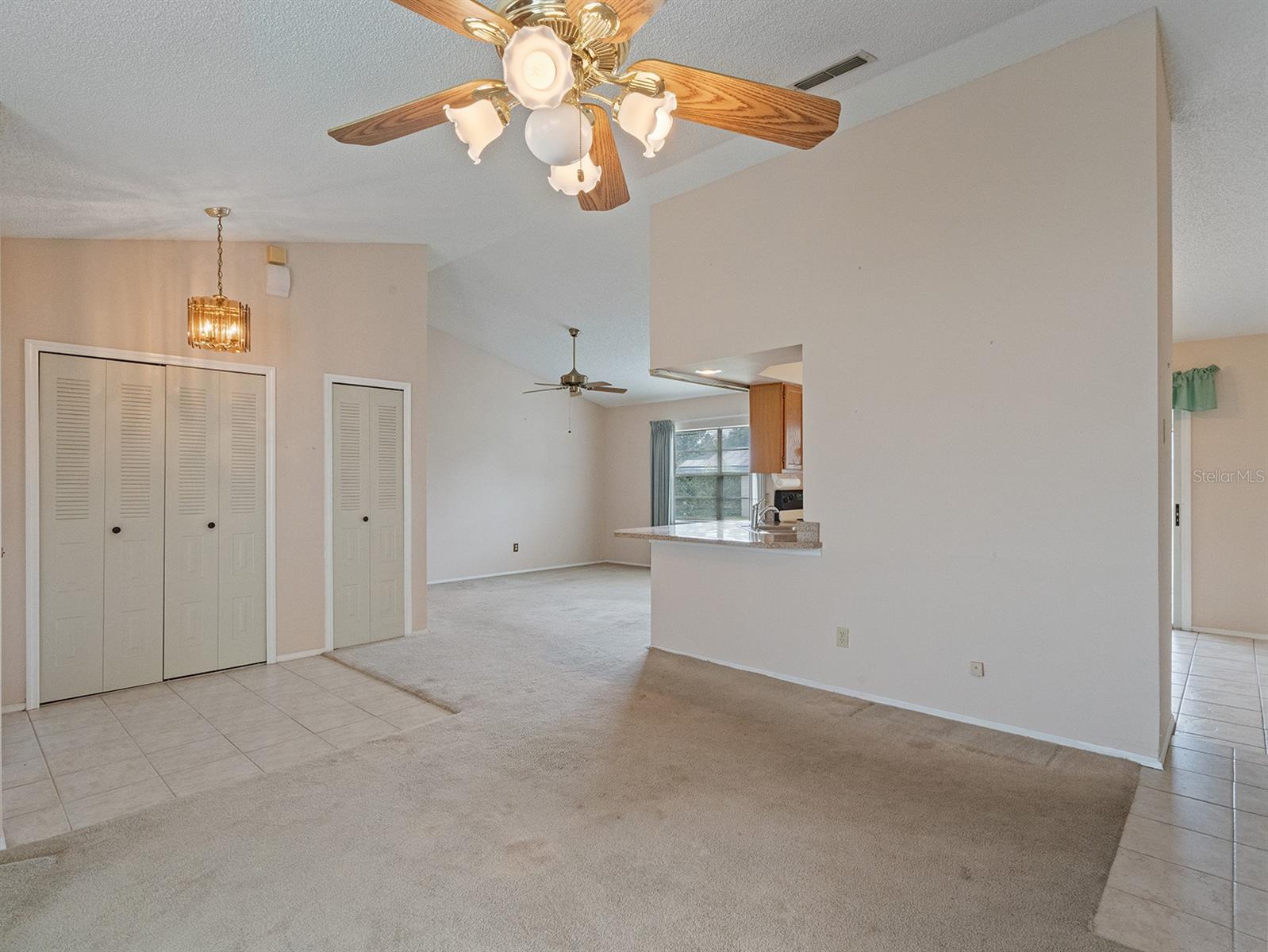 Image 4 of 20 For 2900 Flynn Street