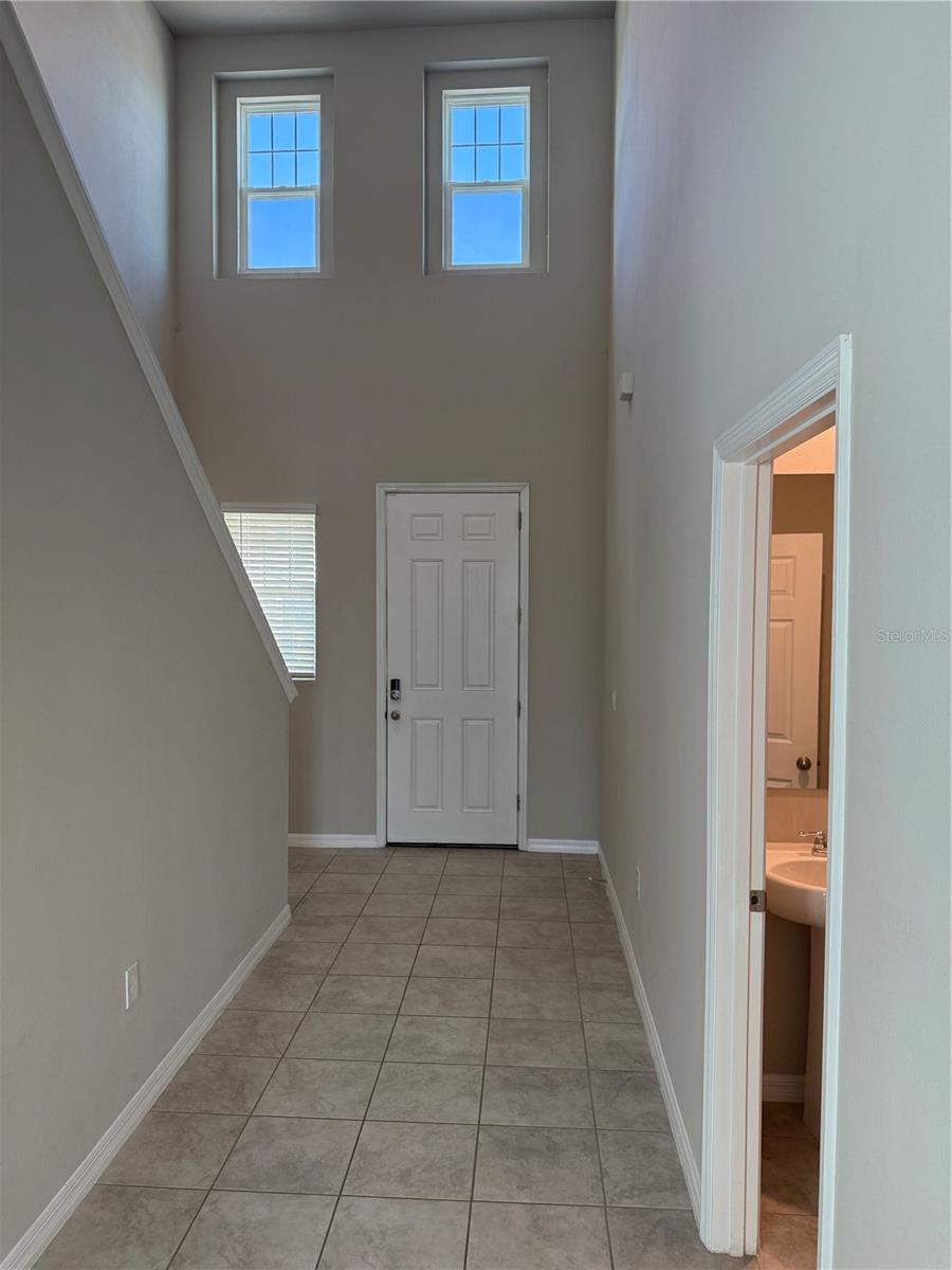 Image 4 of 18 For 5238 Meredrew Lane