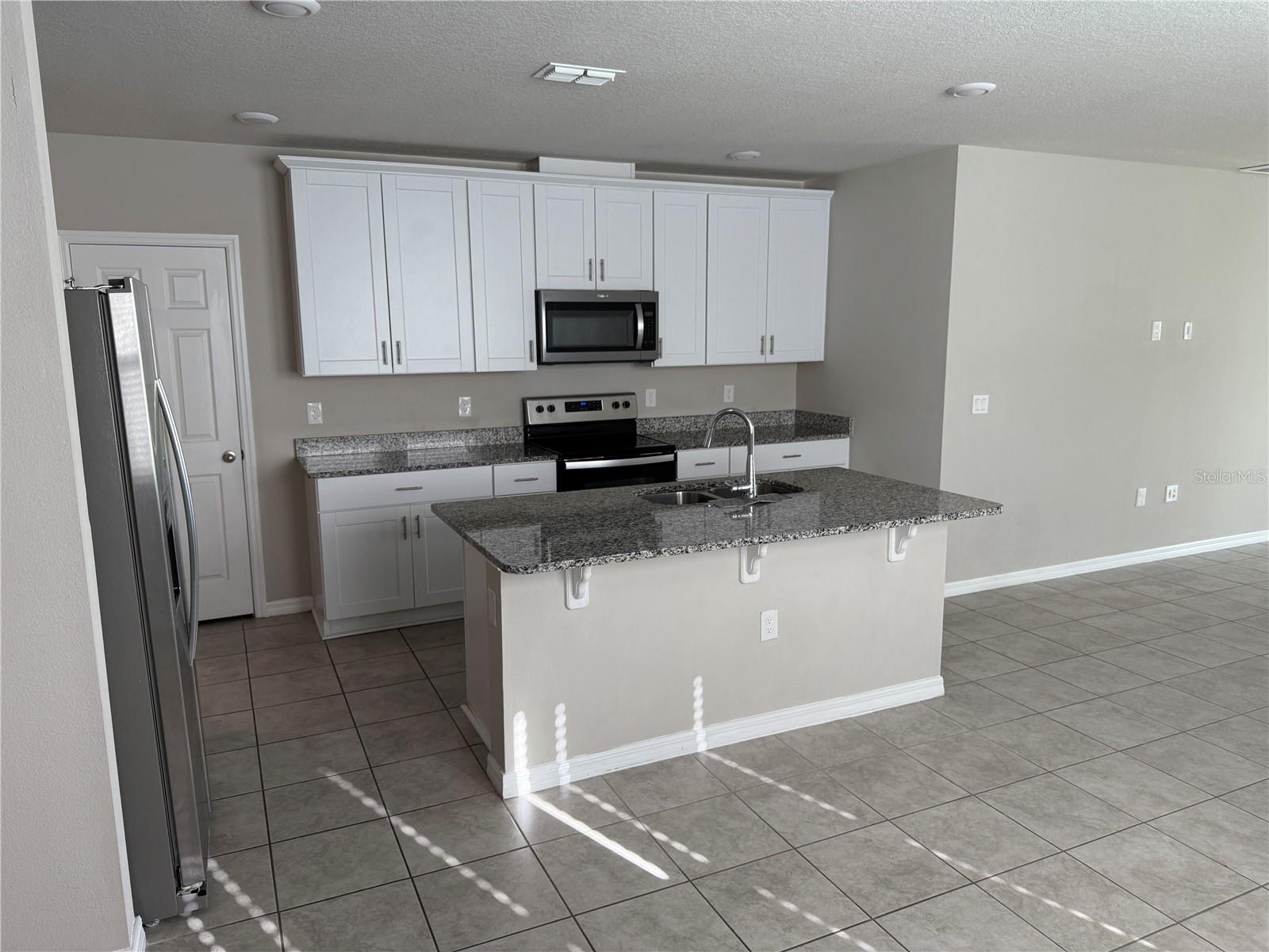 Image 6 of 18 For 5238 Meredrew Lane