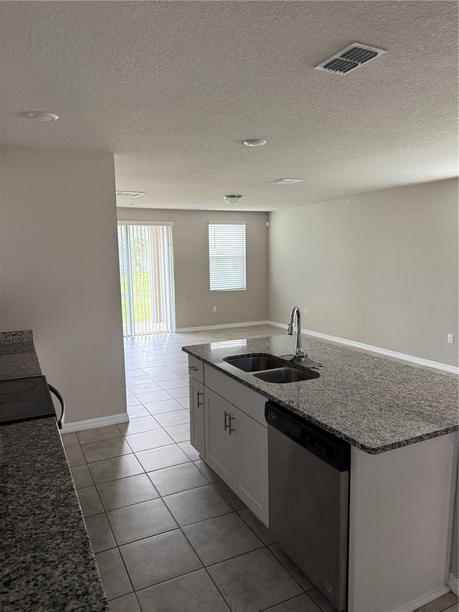 Image 7 of 18 For 5238 Meredrew Lane