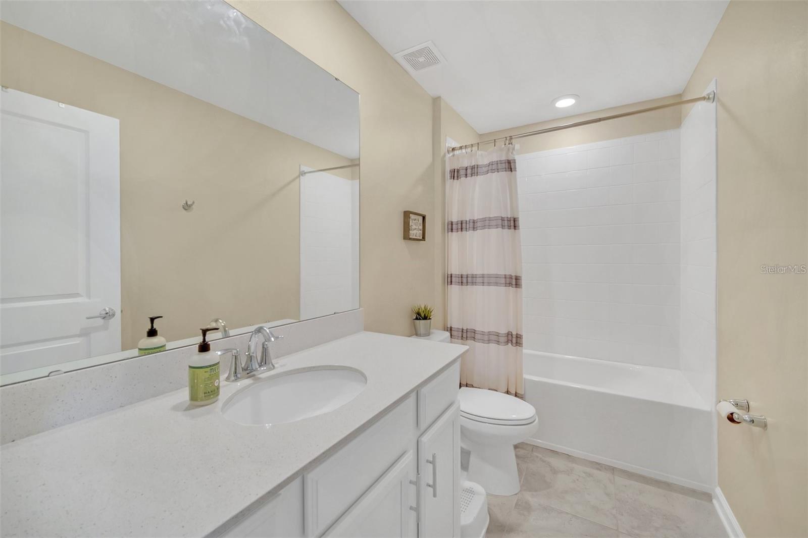 Image 21 of 26 For 2854 Black Birch Drive