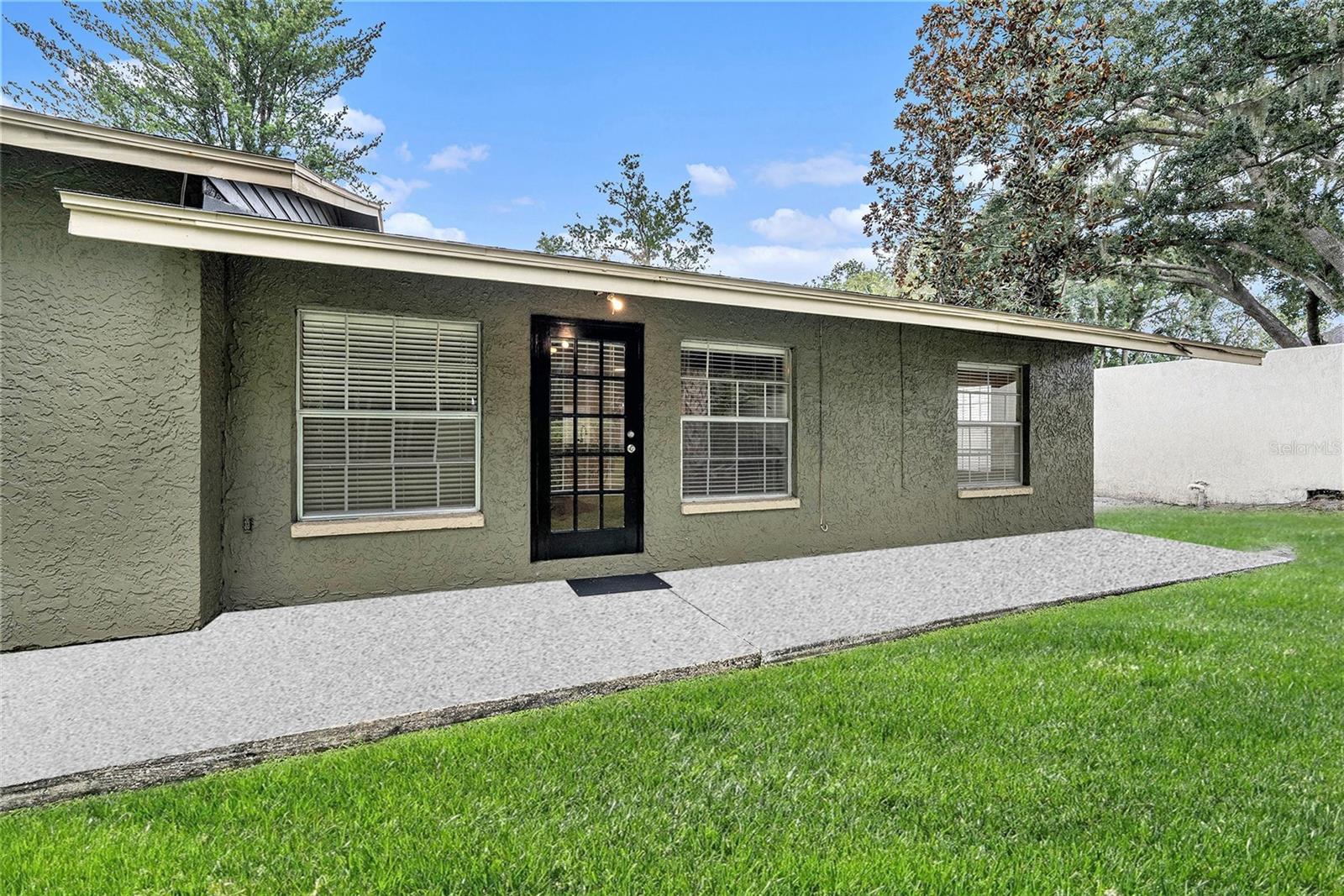 Details for 16829 Indian Mound Road, TAMPA, FL 33618