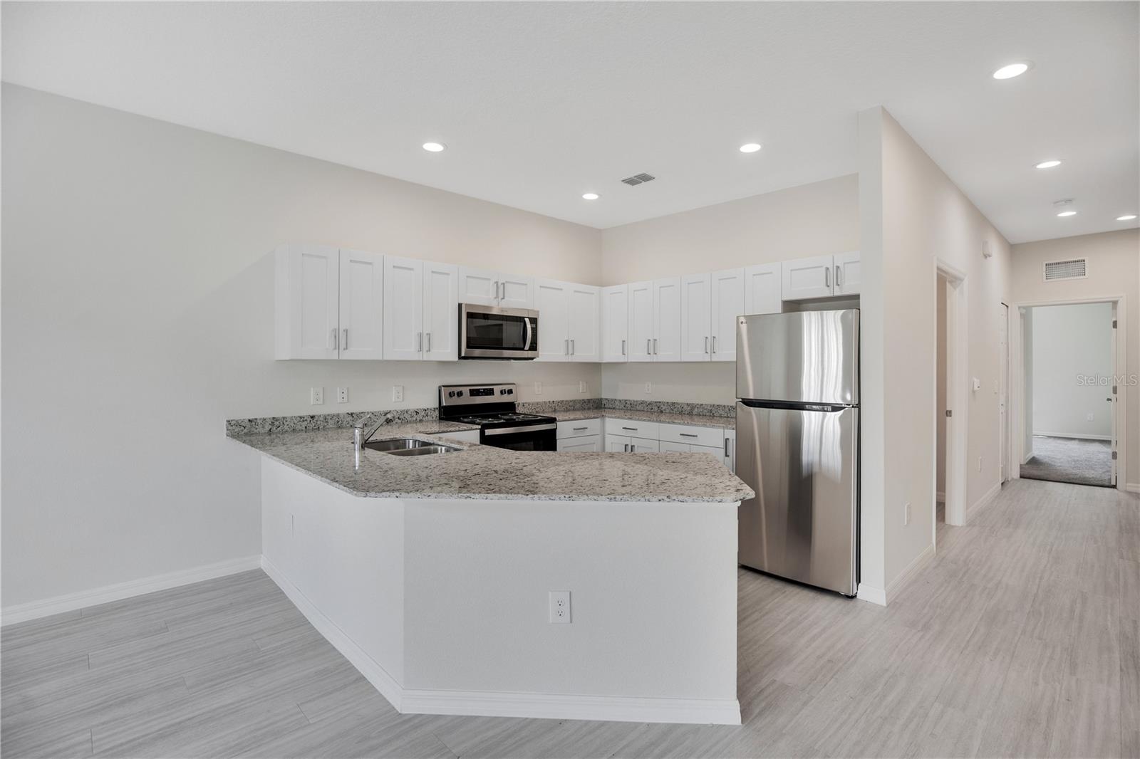 Image 4 of 37 For 2023 Claudia Lane 2023