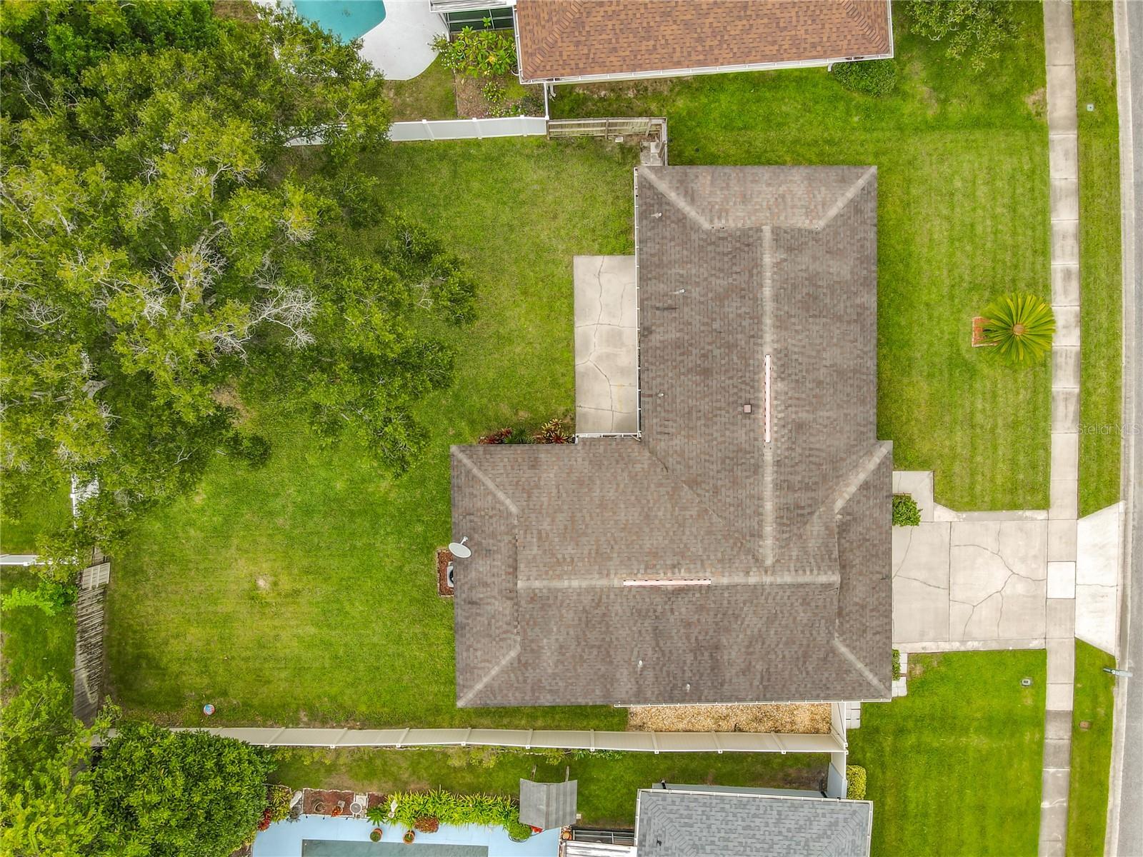 Image 46 of 48 For 637 Parkwood Avenue