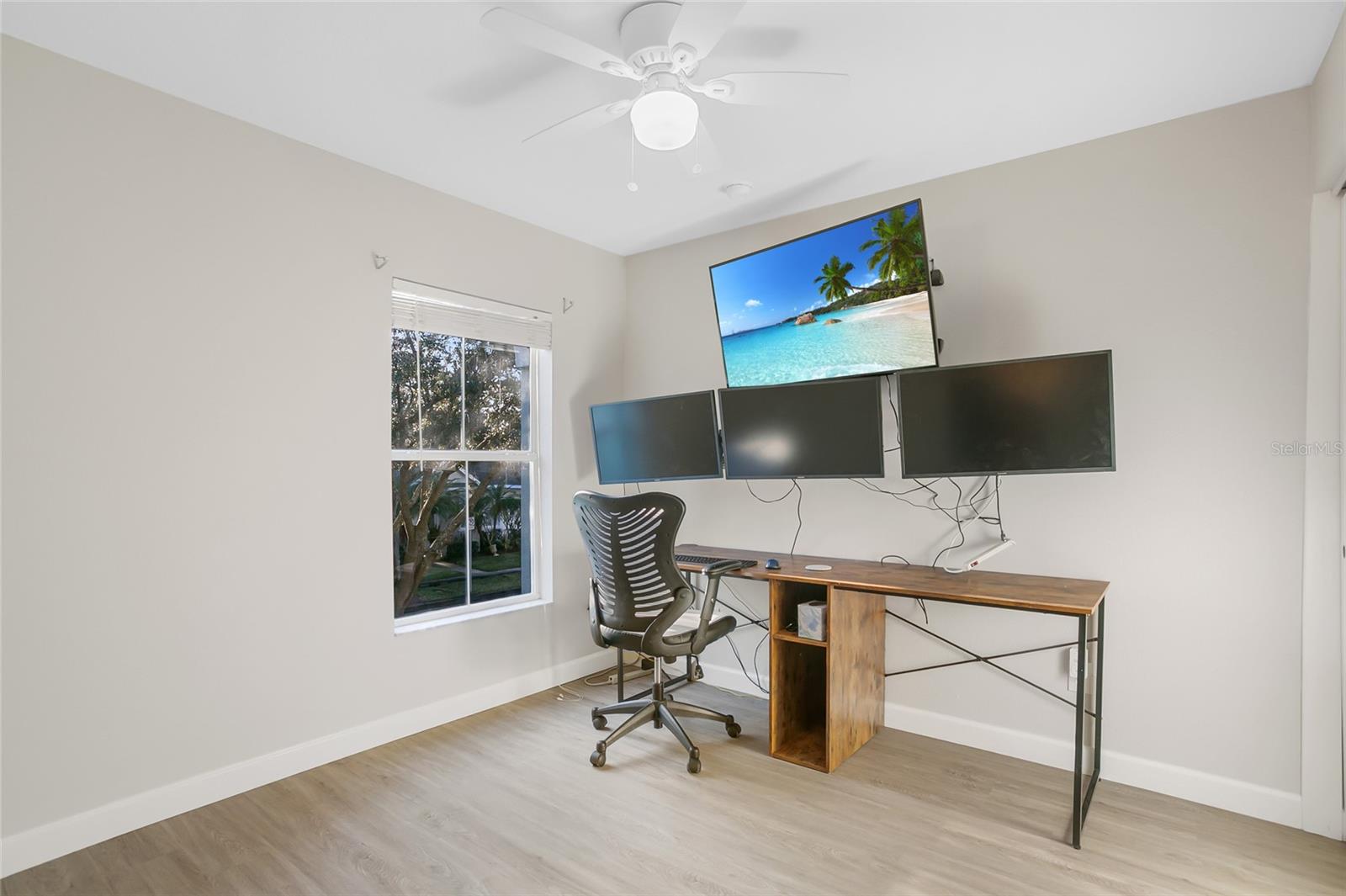 Image 14 of 36 For 2163 Glossy Privet Drive