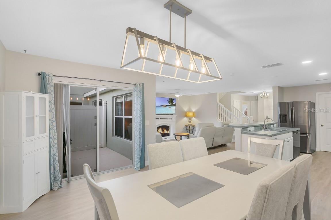 Image 8 of 36 For 2163 Glossy Privet Drive