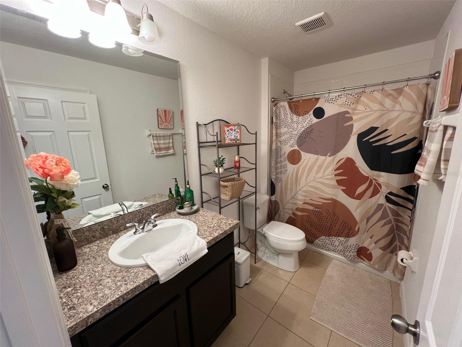 Image 16 of 23 For 522 Grace Court