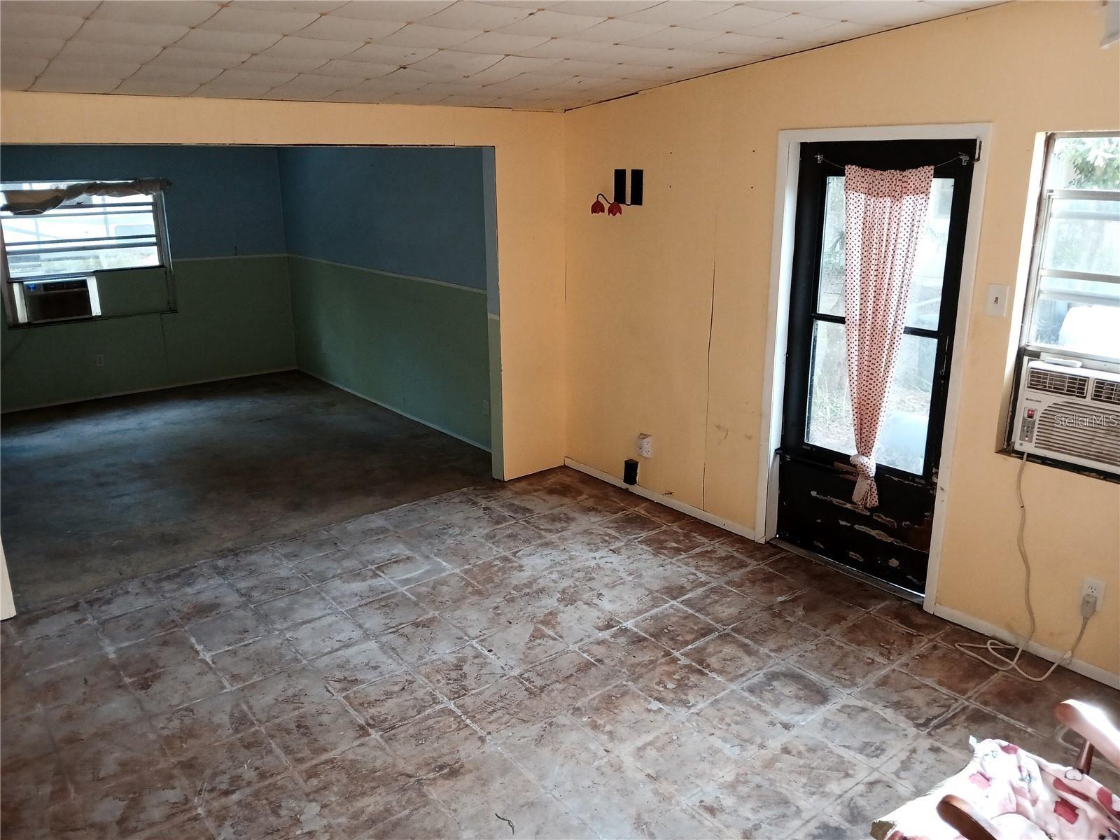 Image 11 of 20 For 658 10th Street