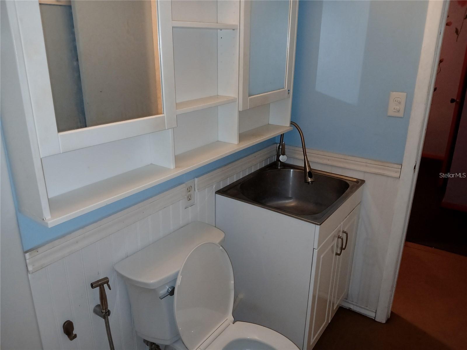 Image 18 of 20 For 658 10th Street