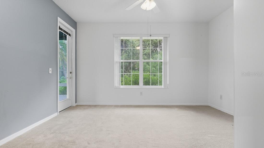 Listing photo id 10 for 6 Gaston Place