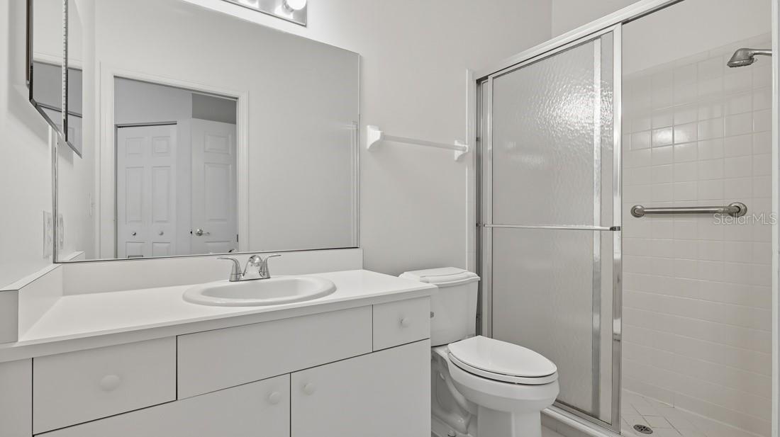 Listing photo id 12 for 6 Gaston Place