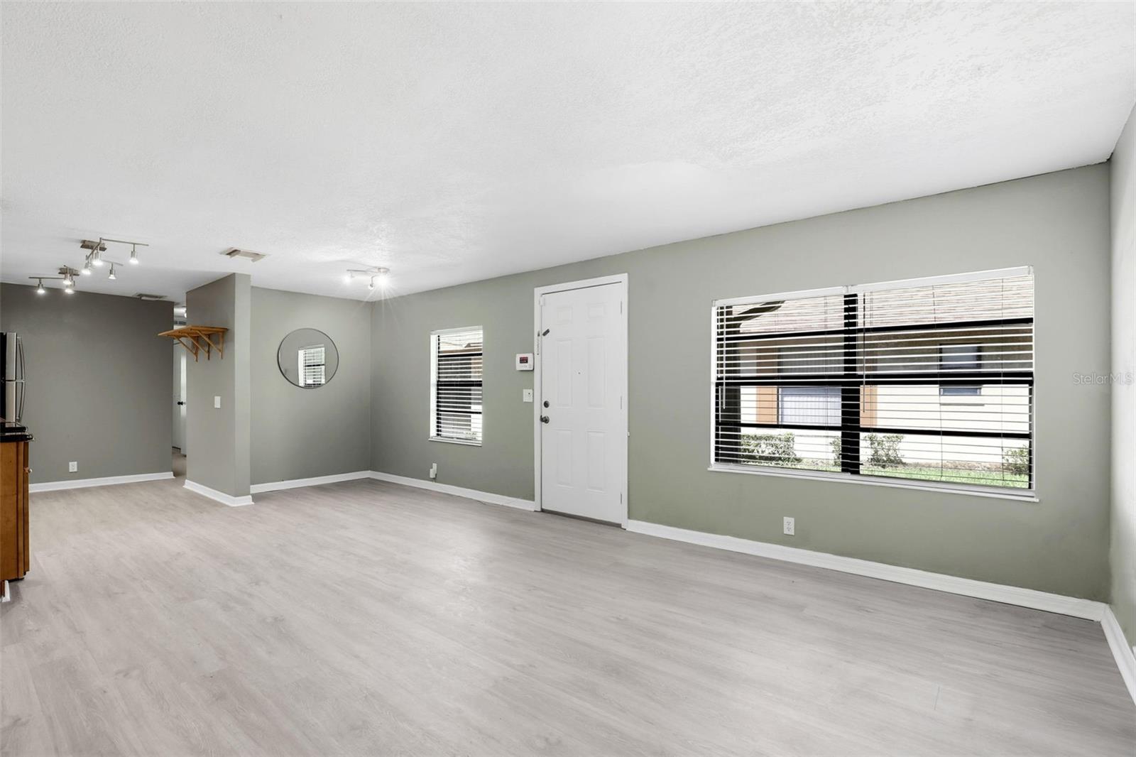Image 6 of 17 For 344 Eron Way 12