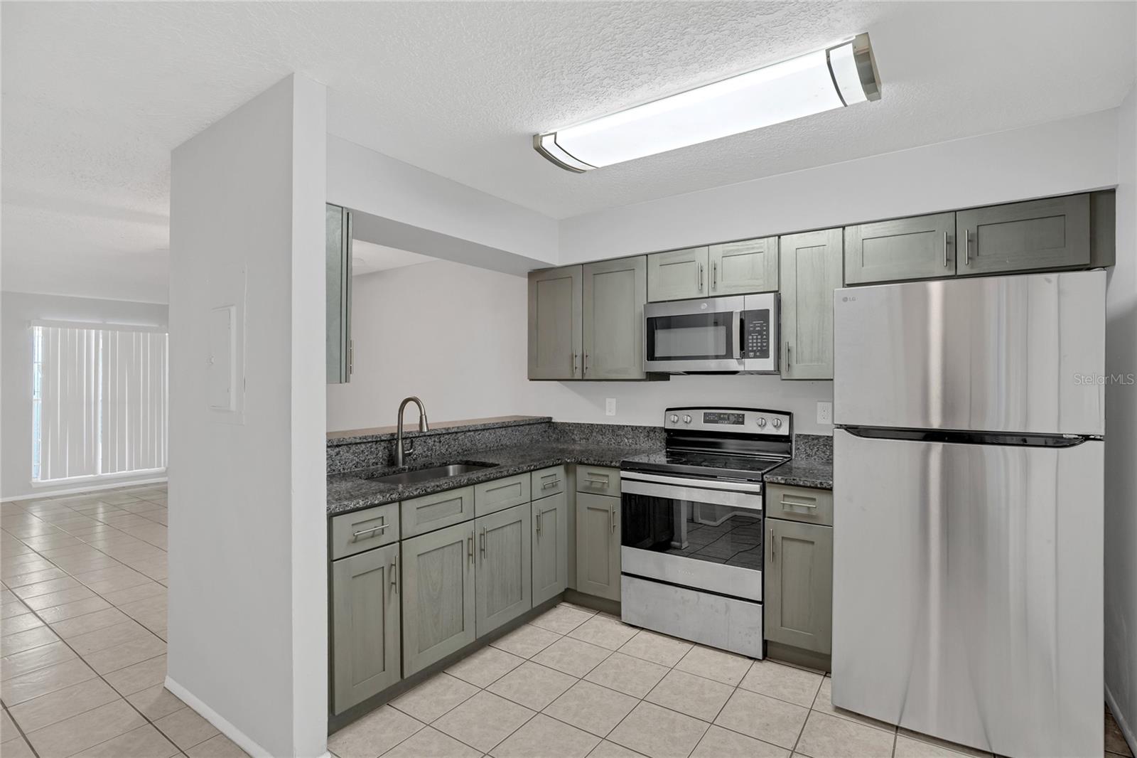 Image 2 of 12 For 2801 Willow Run