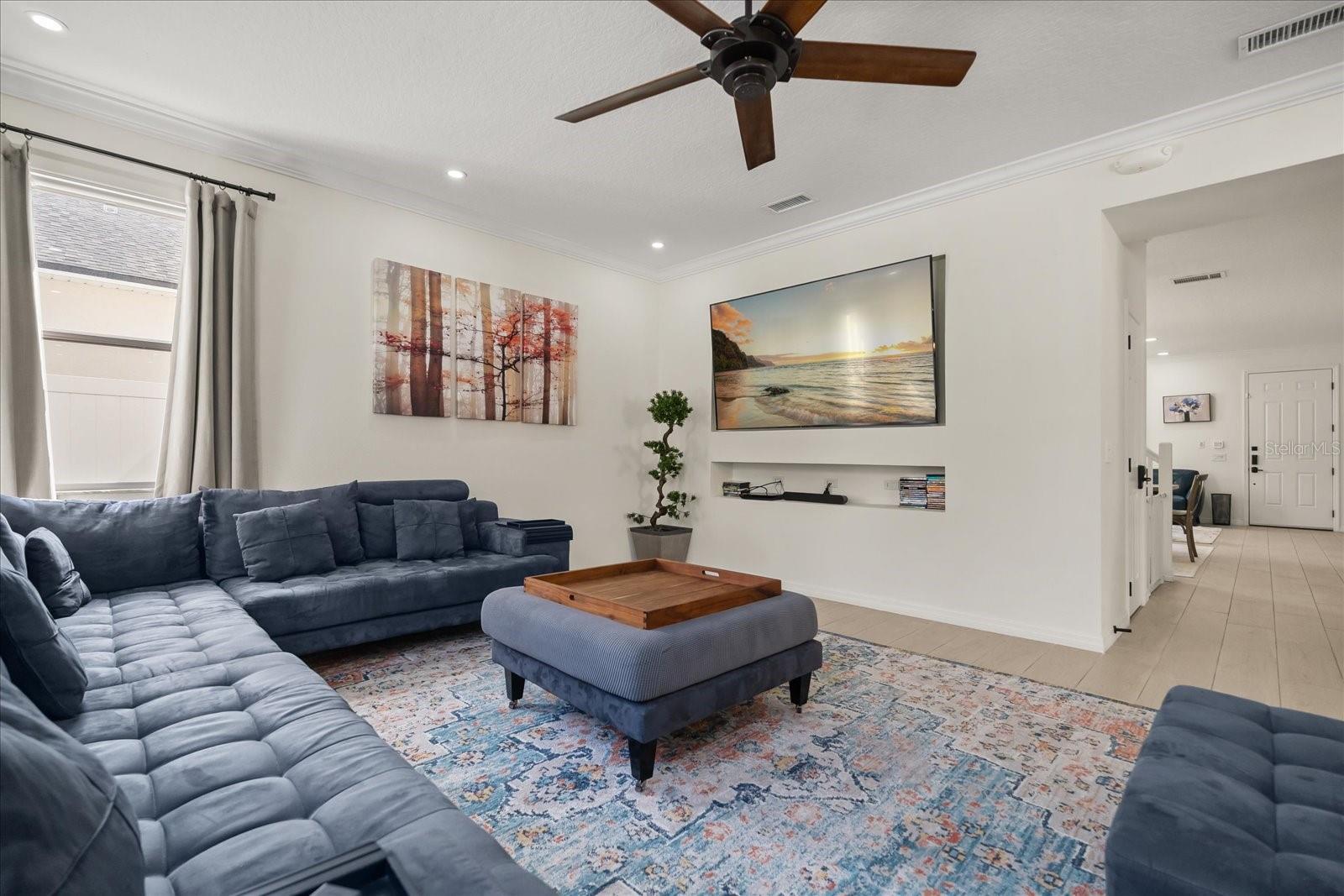 Image 3 of 42 For 178 Forest View Drive