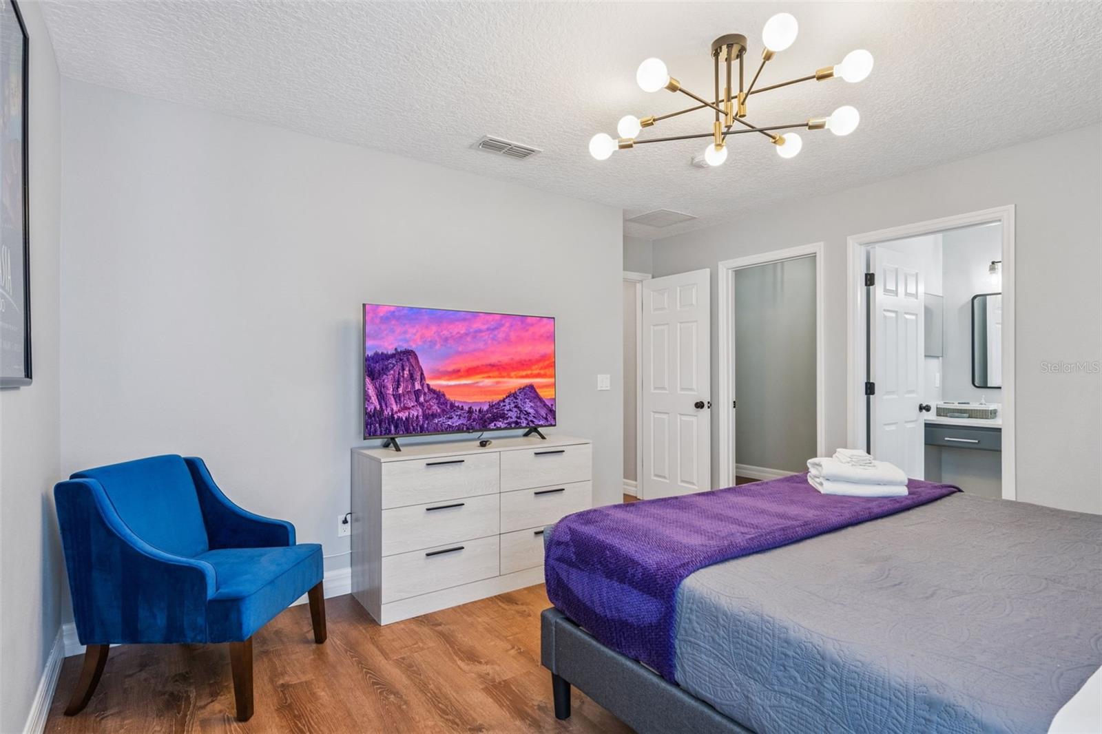 Image 25 of 56 For 2703 Grand Harbour Court