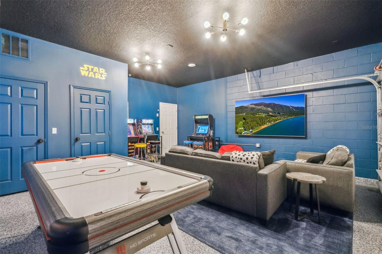 Image 41 of 56 For 2703 Grand Harbour Court