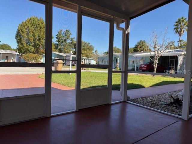 Image 32 of 69 For 1894 Elizabeth Lane