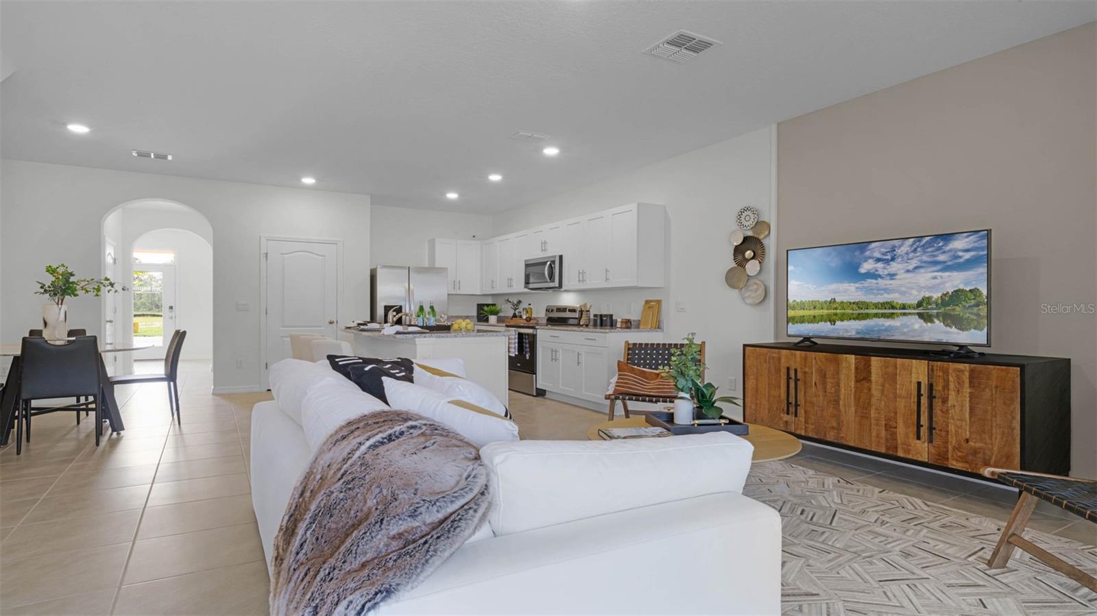 Image 22 of 28 For 740 Preston Cove Drive