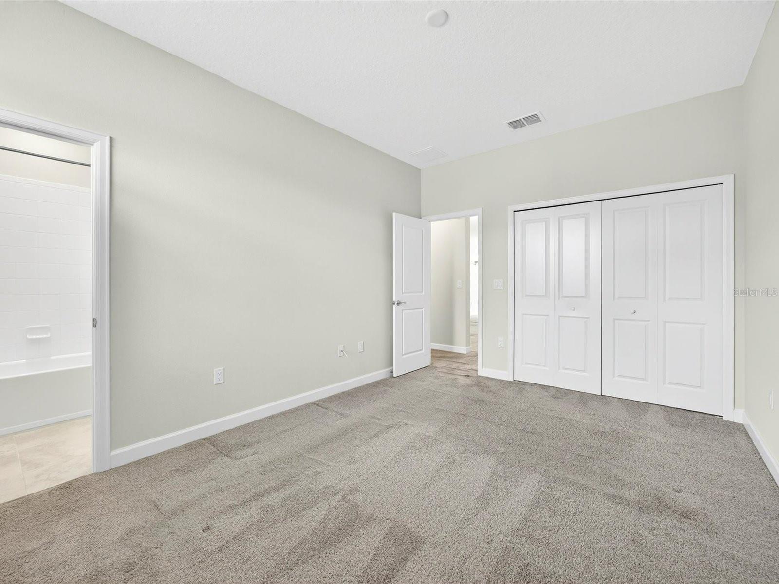 Image 16 of 43 For 466 Brunswick Drive