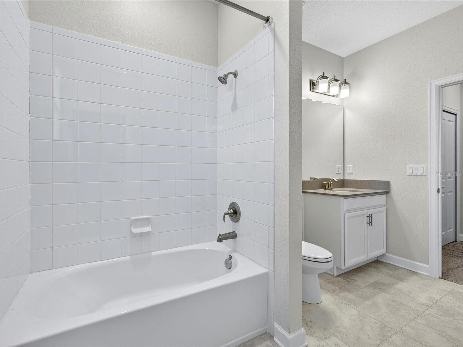 Image 18 of 43 For 466 Brunswick Drive