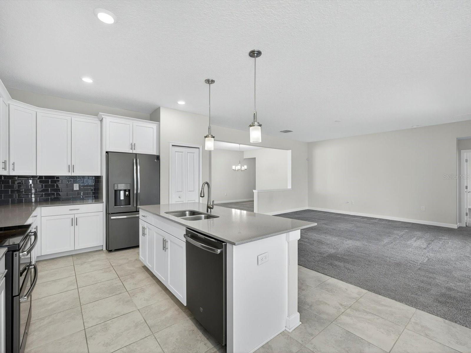 Image 8 of 43 For 466 Brunswick Drive