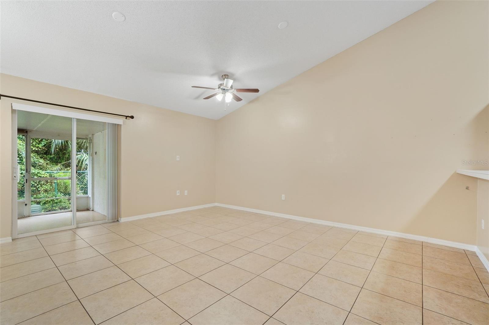 Image 10 of 29 For 1150 Jade East Lane