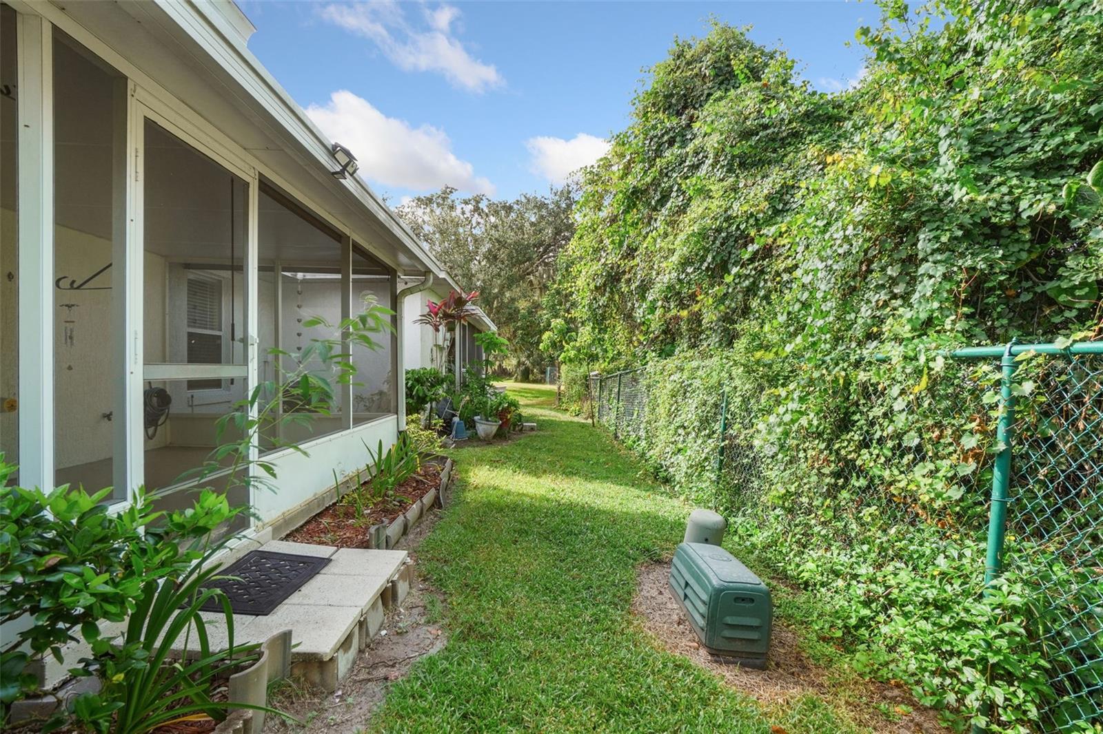 Image 28 of 29 For 1150 Jade East Lane