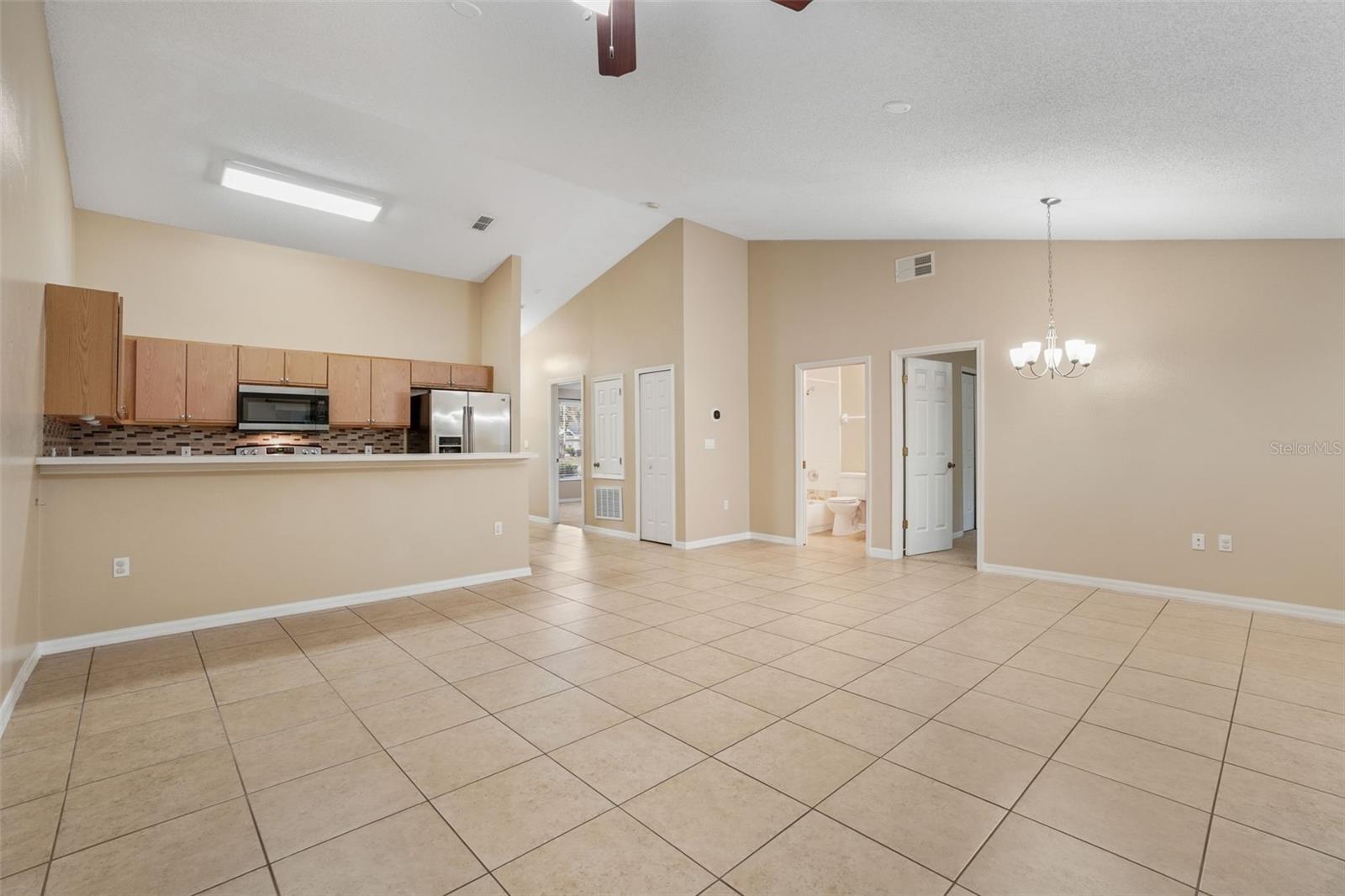 Image 8 of 29 For 1150 Jade East Lane