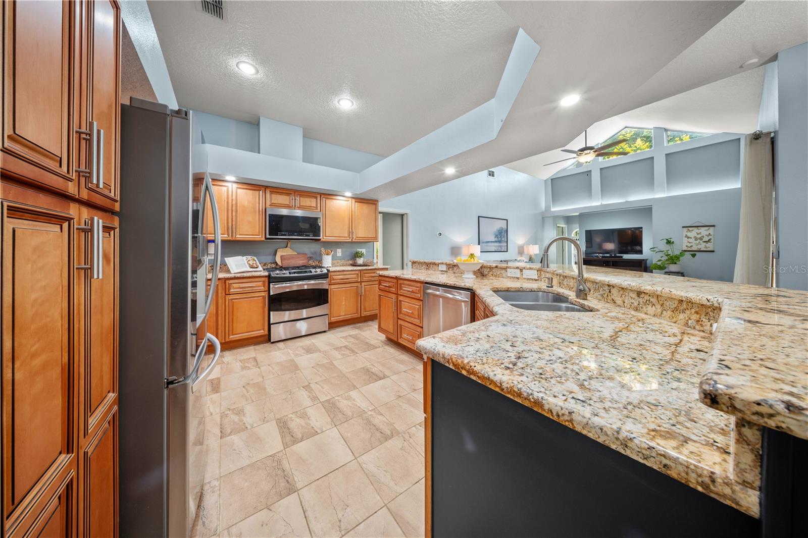 Image 5 of 26 For 7724 Belvoir Drive
