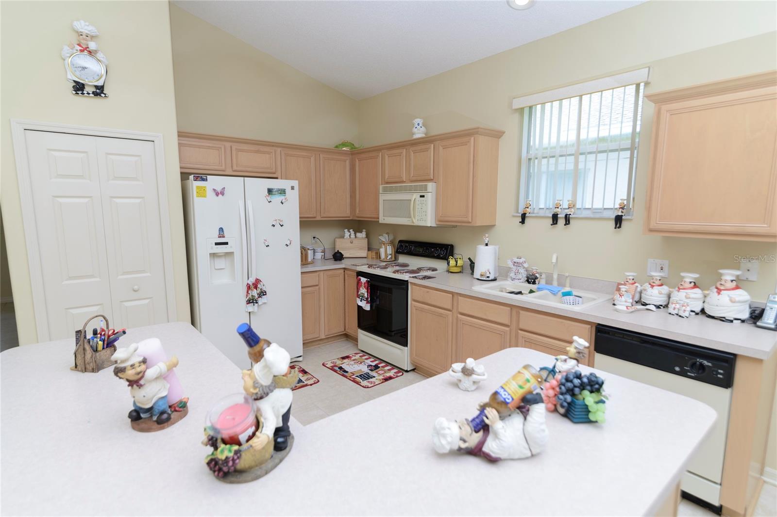 Image 3 of 14 For 1809 Wedgewood Way