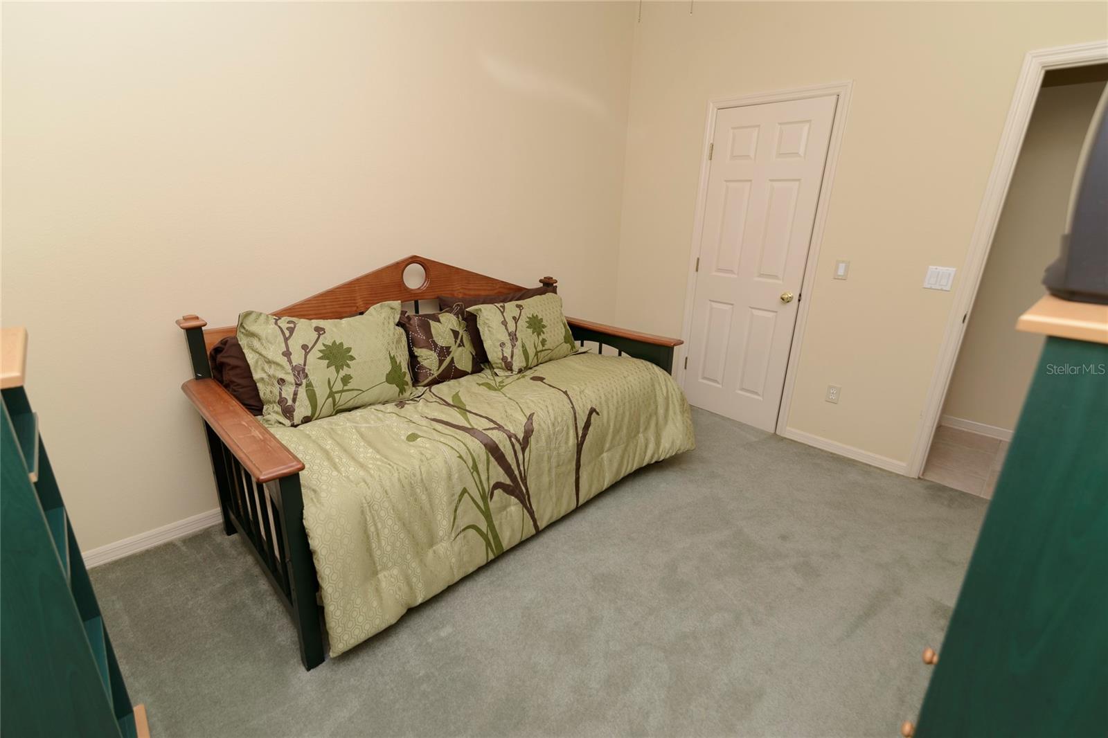 Image 9 of 14 For 1809 Wedgewood Way