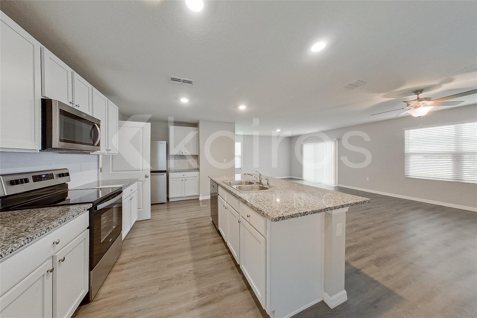 Image 4 of 30 For 4451 85th Lane