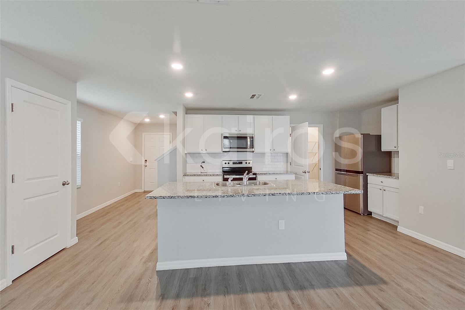 Image 6 of 30 For 4451 85th Lane