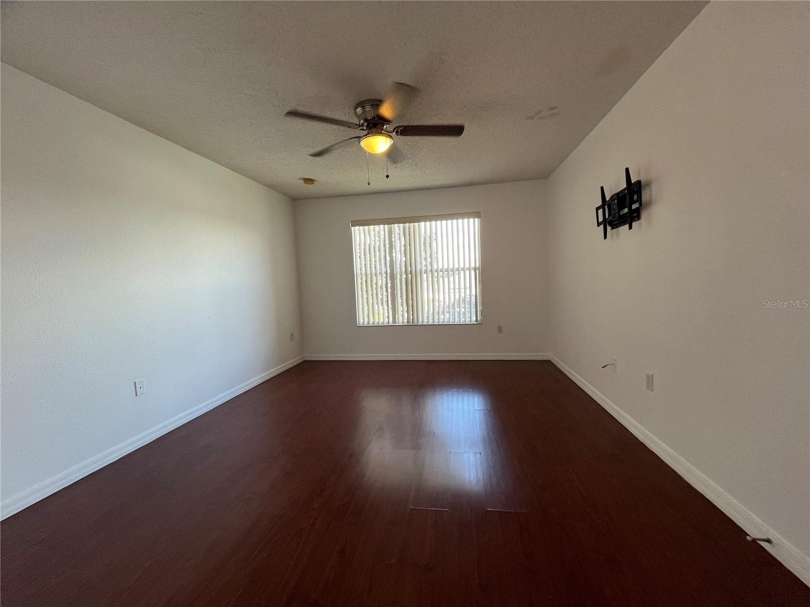 Image 12 of 23 For 1920 Manatee Drive