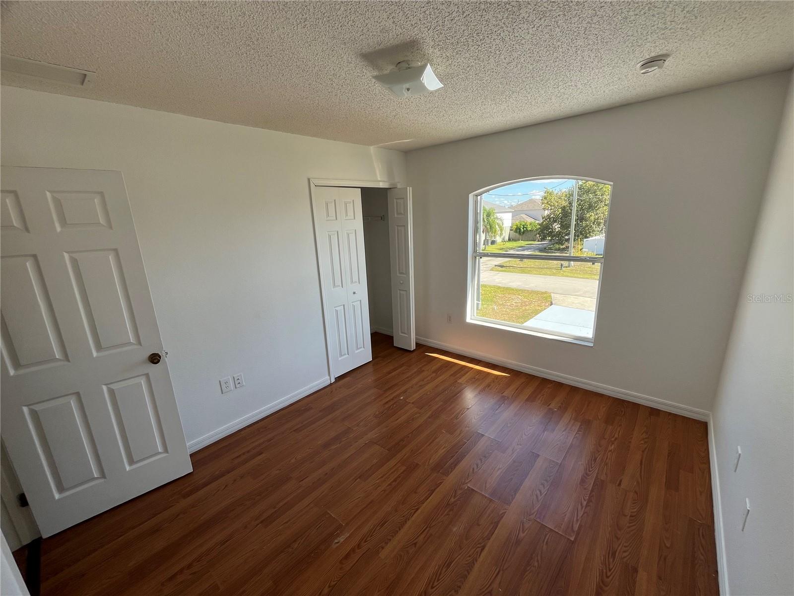 Image 17 of 23 For 1920 Manatee Drive