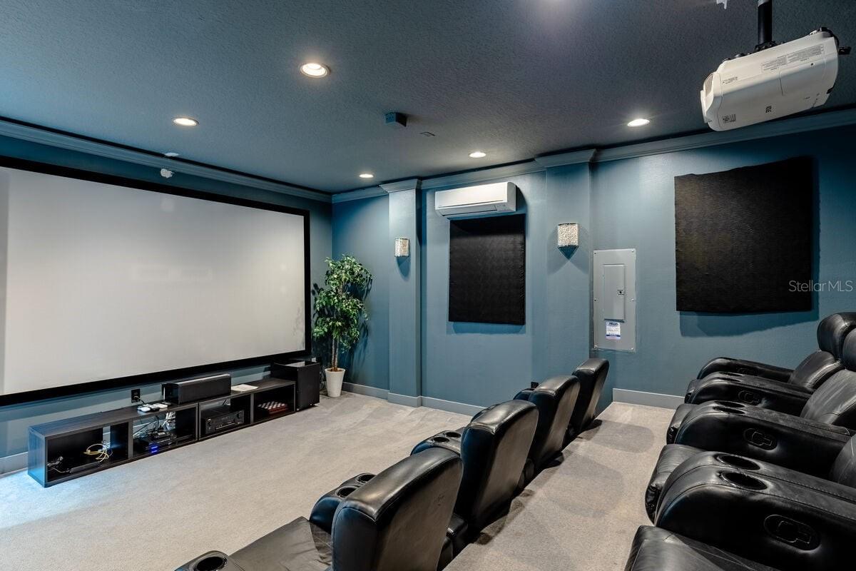 Image 11 of 50 For 1036 Castle Pines Court