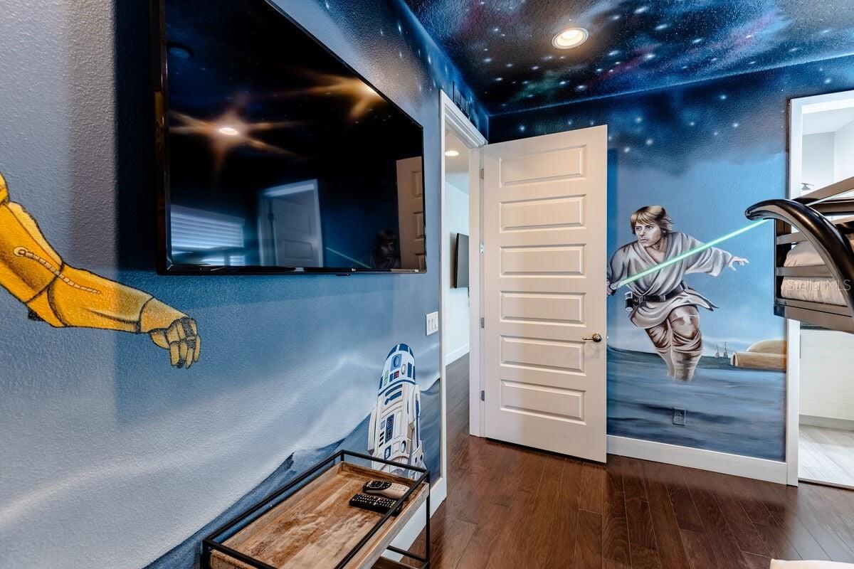 Image 23 of 50 For 1036 Castle Pines Court