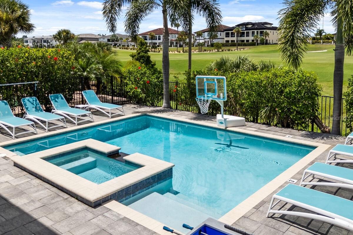 Image 34 of 50 For 1036 Castle Pines Court